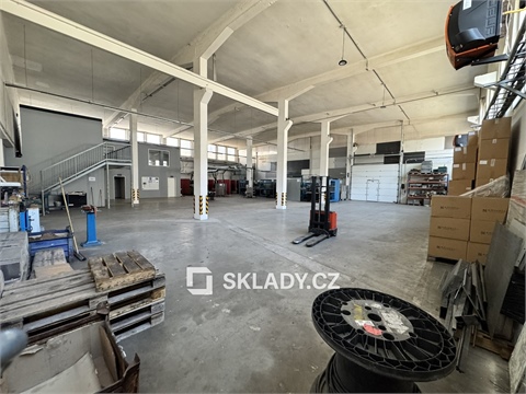 Pronájem skladu / haly, 620 m² 2