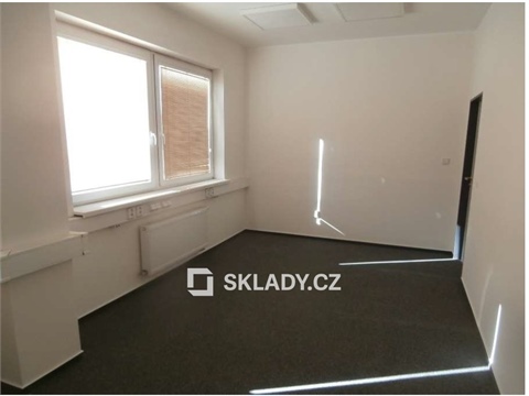 Pronájem skladu / haly, 608 m² - 2
