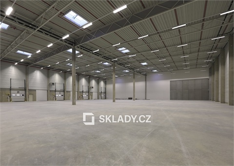 Pronájem skladu / haly, 550 m² 2