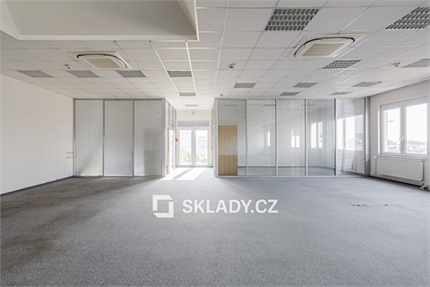 Pronájem kanceláře, 1 000 m² - 4