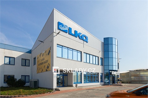 Pronájem kanceláře, 1 000 m² 0