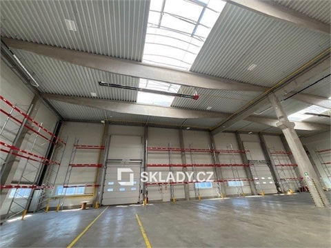 Pronájem skladu / haly, 4 850 m² - 2