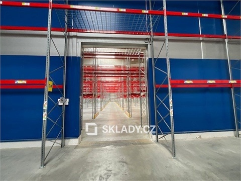 Pronájem skladu / haly, 4 850 m² - 6