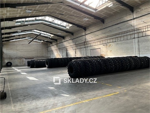 Pronájem skladu / haly, 1 500 m² - 2