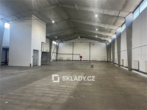 Pronájem skladu / haly, 2 500 m² 10