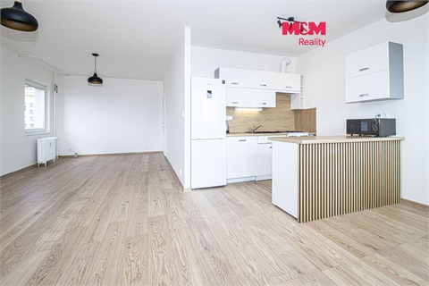 Pronájem bytu 3kk, 72 m² 0