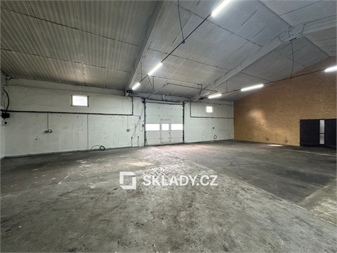 Pronájem skladu / haly, 750 m² - 2