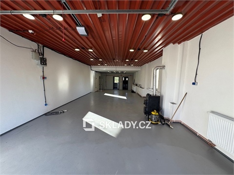 Pronájem skladu / haly, 670 m² 0