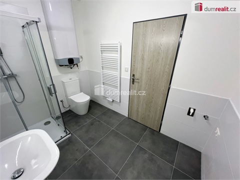 Pronájem bytu 2kk, 63 m² 2