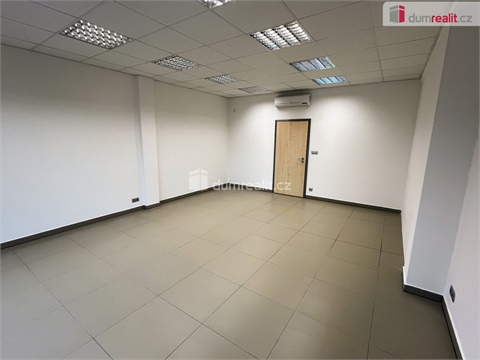 Pronájem kanceláře, 32 m² 0