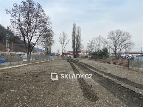 Pronájem pozemku pro komerční výstavbu, 3 900 m² 0