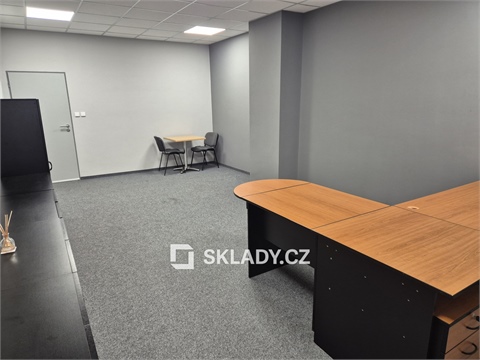 Pronájem kanceláře, 33 m² - 2