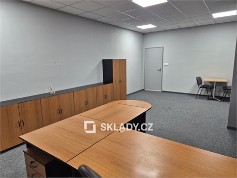 Pronájem kanceláře, 33 m² 2