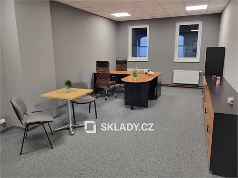 Pronájem kanceláře, 33 m² 0