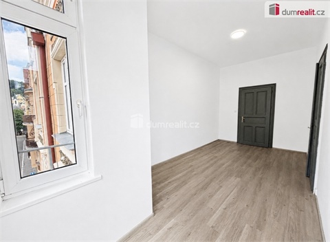 Pronájem bytu 2+1, 54 m² 12