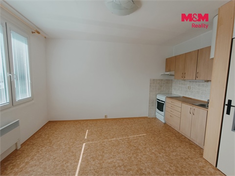 Pronájem bytu 1+1, 37 m² 2