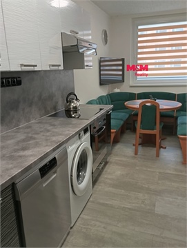 Pronájem bytu 3+1, 80 m² 0