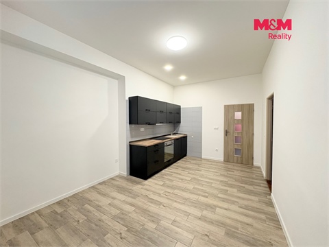 Pronájem bytu 2+1, 78 m² - 4