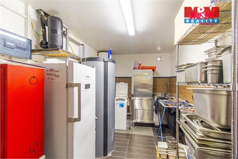 Prodej rodinného domu, 320 m² - 14