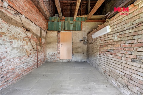 Prodej rodinného domu, 270 m² - 14