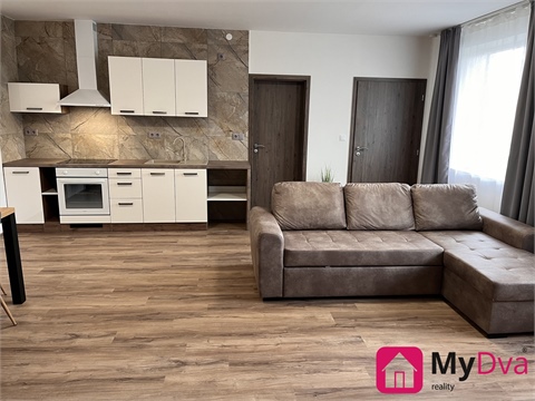Pronájem bytu 2kk, 62 m² - 0