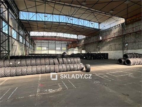 Pronájem skladu / haly, 2 400 m² - 2