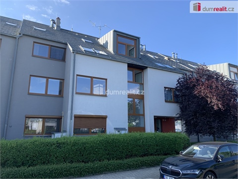 Pronájem bytu 3kk, 81 m² 2
