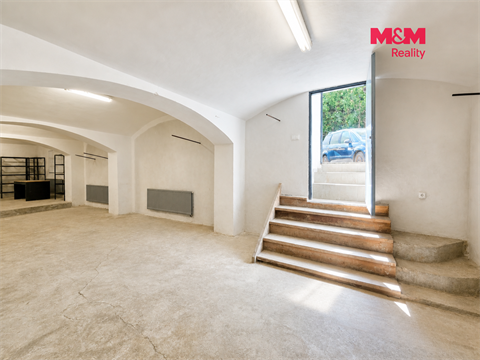 Prodej obchodních prostor, 83 m² - 0