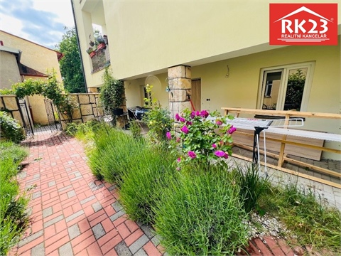 Pronájem kanceláře, 58 m² - 14