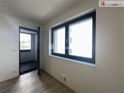 Pronájem bytu 1kk, 25 m² - 0