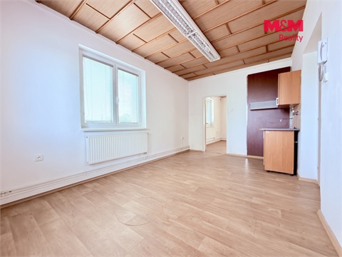 Pronájem kanceláře, 135 m² - 2