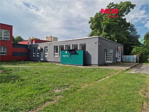 Pronájem obchodních prostor, 66 m² - 0