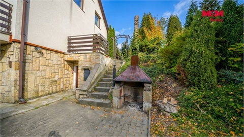 Prodej rodinného domu, 242 m² - 8