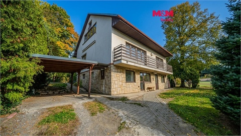 Prodej rodinného domu, 242 m² - 0