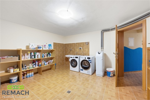 Prodej rodinného domu, 335 m² - 16