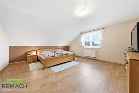Prodej rodinného domu, 335 m² 10