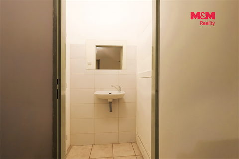 Pronájem obchodních prostor, 76 m² 18