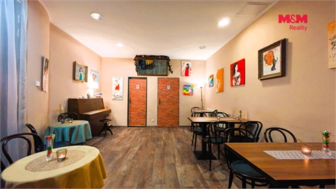 Pronájem obchodních prostor, 76 m² - 2
