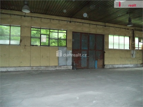 Pronájem skladu / haly, 958 m² - 2