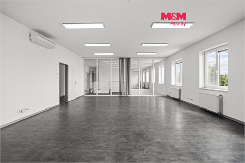 Pronájem kanceláře, 451 m² 0
