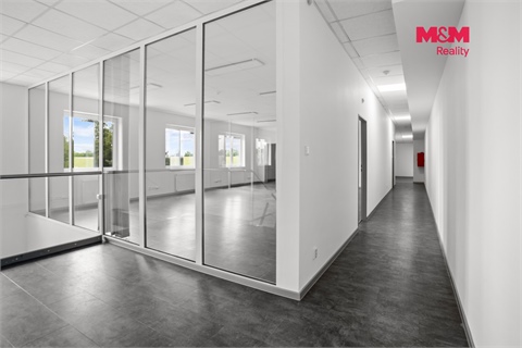 Pronájem kanceláře, 451 m² - 0