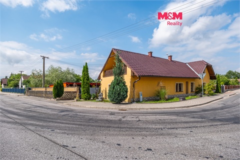 Prodej rodinného domu, 267 m² 0