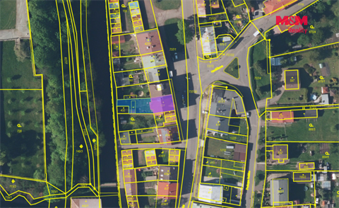 Prodej komerčního objektu, 332 m² 18
