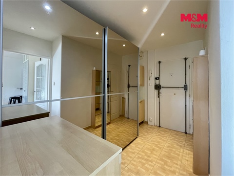 Pronájem bytu 2kk, 37 m² 16