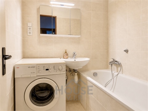Prodej bytu 3+1, 73 m² 14