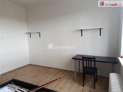 Pronájem bytu 1+1, 33 m² 8