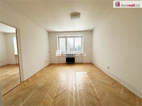 Pronájem bytu 2+1, 56 m² 2