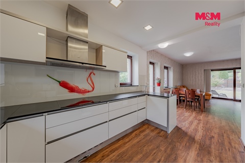 Prodej rodinného domu, 220 m² 4
