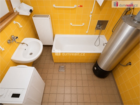Prodej rodinného domu, 222 m² - 14