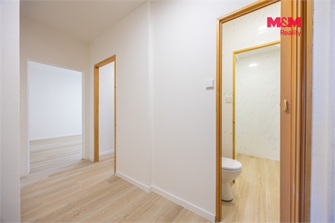 Prodej bytu 3+1, 64 m² 8